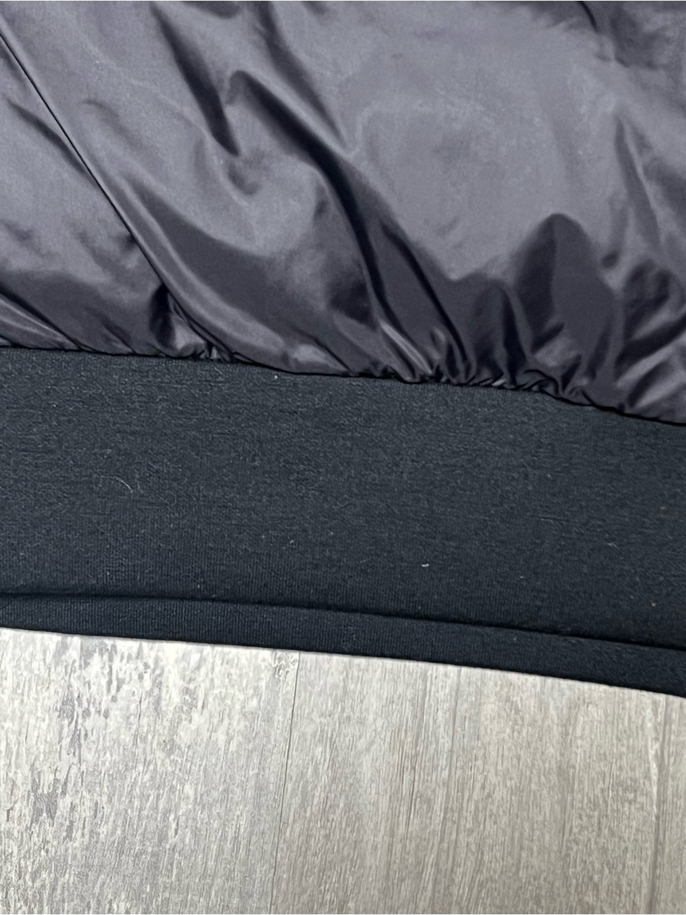 Greyson Clothiers Womens Eos Puffer Vest Black Size XL Golf Outerwear Wolf Logo - Picture 6 of 6